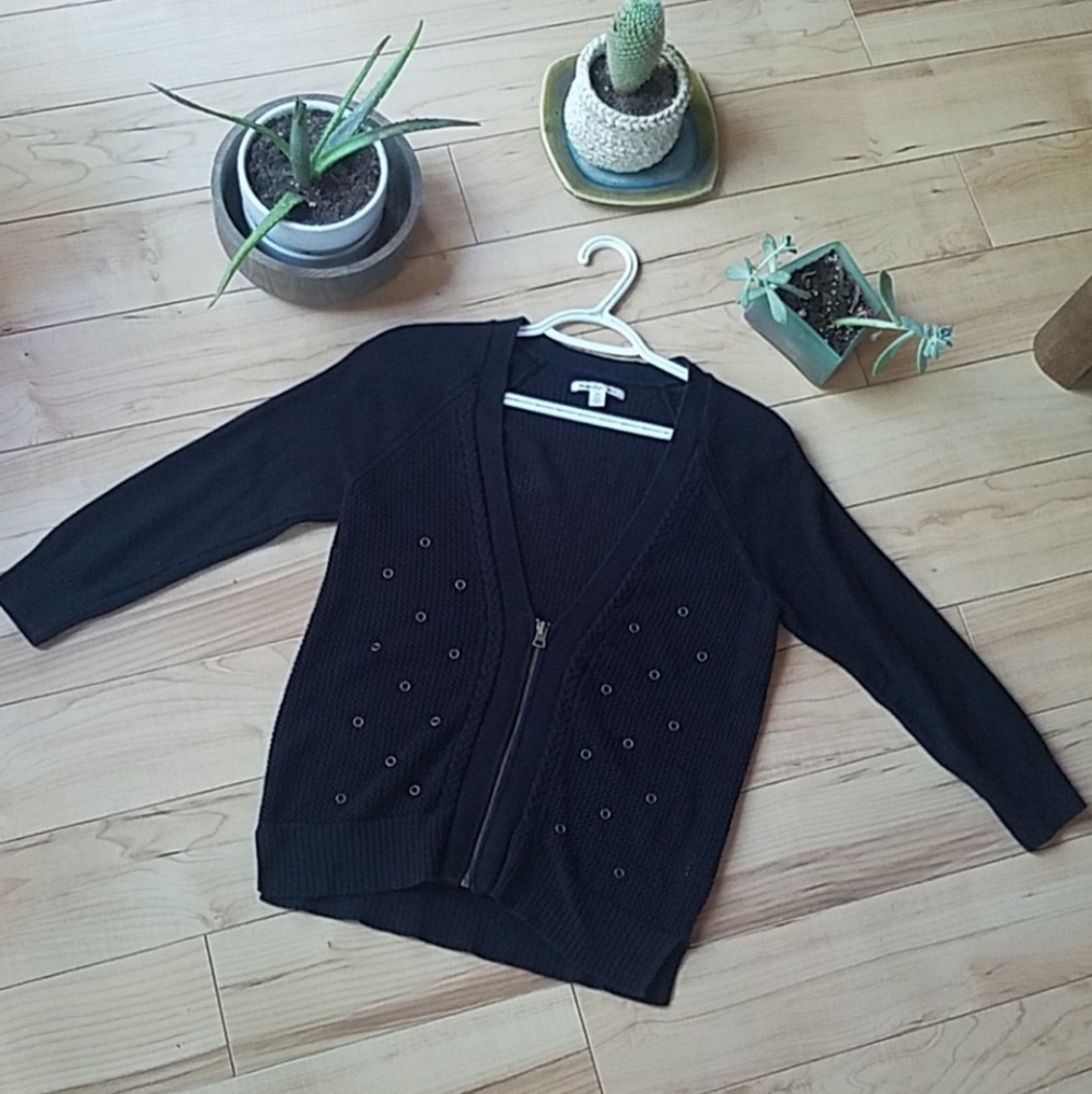 AEO knit zip up black cardigan